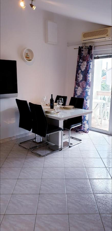 Apartment Antonio Biograd Na Moru Εξωτερικό φωτογραφία
