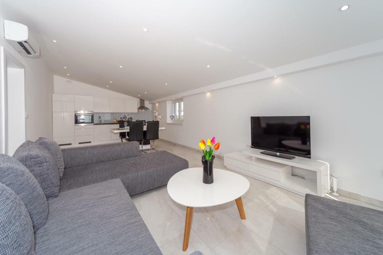 Apartment Antonio Biograd Na Moru Εξωτερικό φωτογραφία